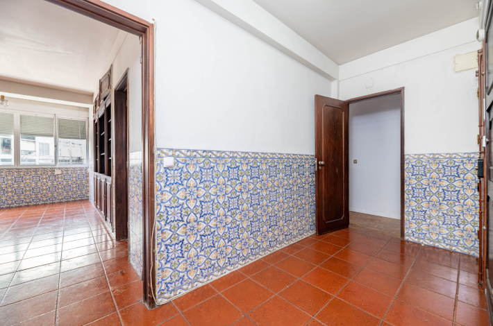 Apartment 4 Bedrooms | Arroios | Lisbon Center